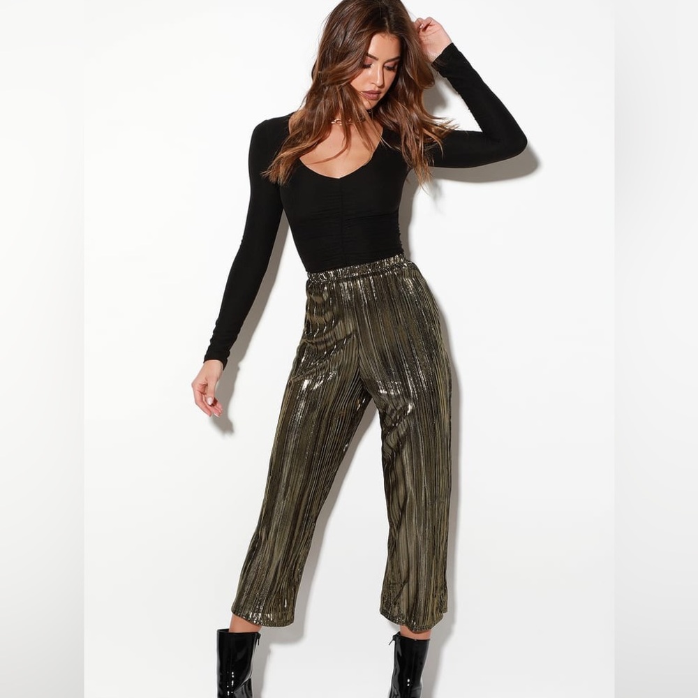 Lulus Dance Floor Delight Metallic Gold Pleated Culottes